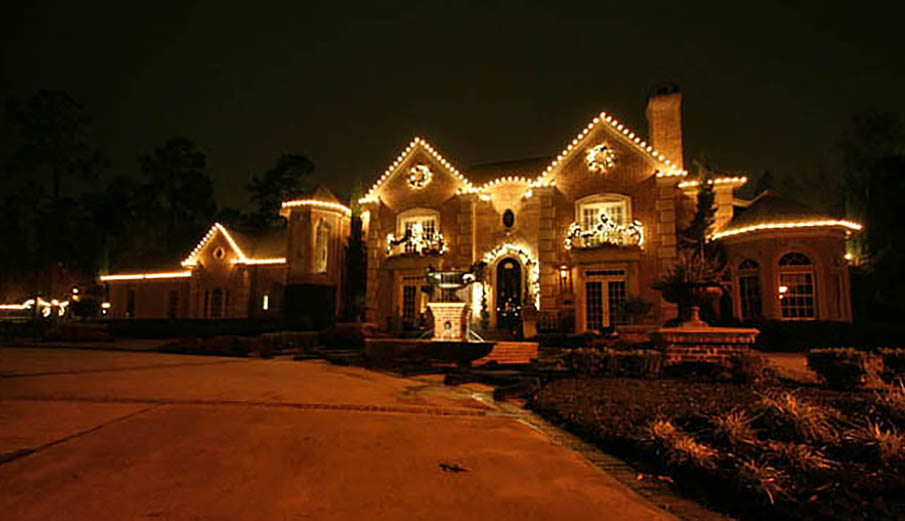 Professional Christmas Light Installations, Kingwood TX.