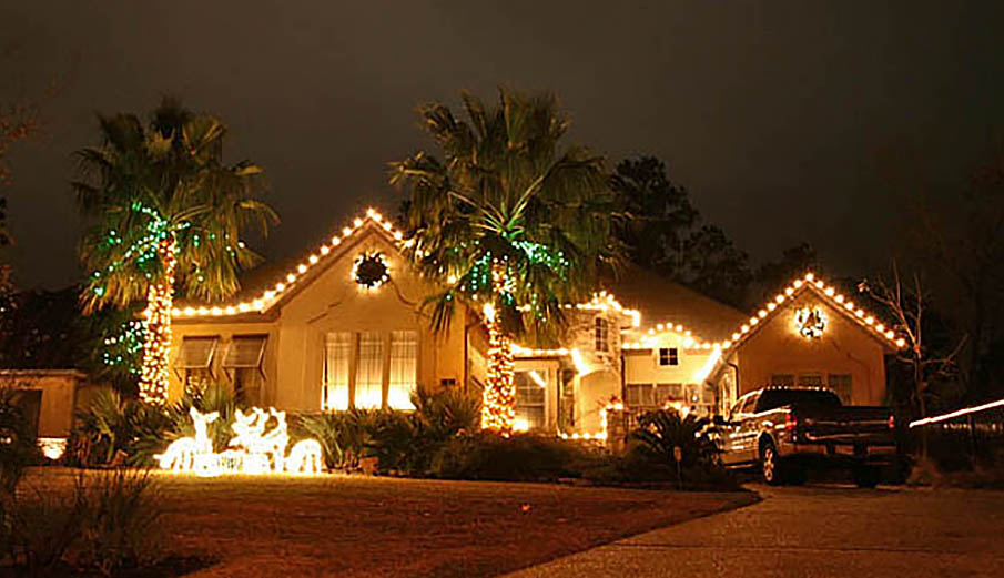 Professional Christmas Light Installations, Kingwood TX.