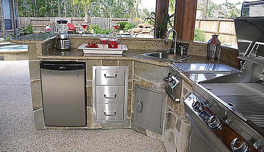 Extreme Outdoor Luxury Kitchens, Patio Kitchens, Kingwood TX.