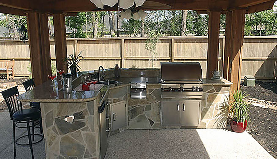 Extreme Outdoor Luxury Kitchens, Patio Kitchens, Kingwood TX.