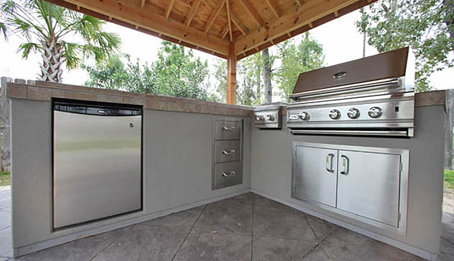 Extreme Outdoor Luxury Kitchens, Patio Kitchens, Kingwood TX.