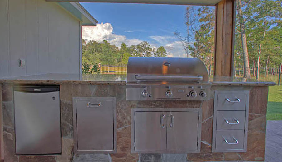 Extreme Outdoor Luxury Kitchens, Patio Kitchens, Kingwood TX.