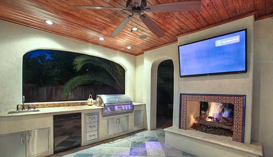 Extreme Outdoor Luxury Kitchens, Patio Kitchens, Kingwood TX.