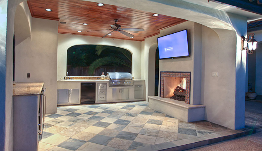 Extreme Outdoor Luxury Kitchens, Patio Kitchens, Kingwood TX.