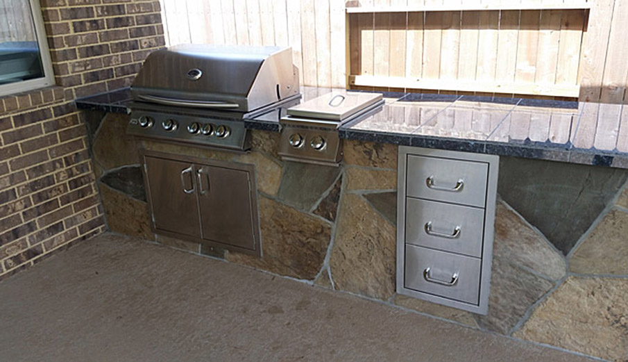 Extreme Outdoor Luxury Kitchens, Patio Kitchens, Kingwood TX.